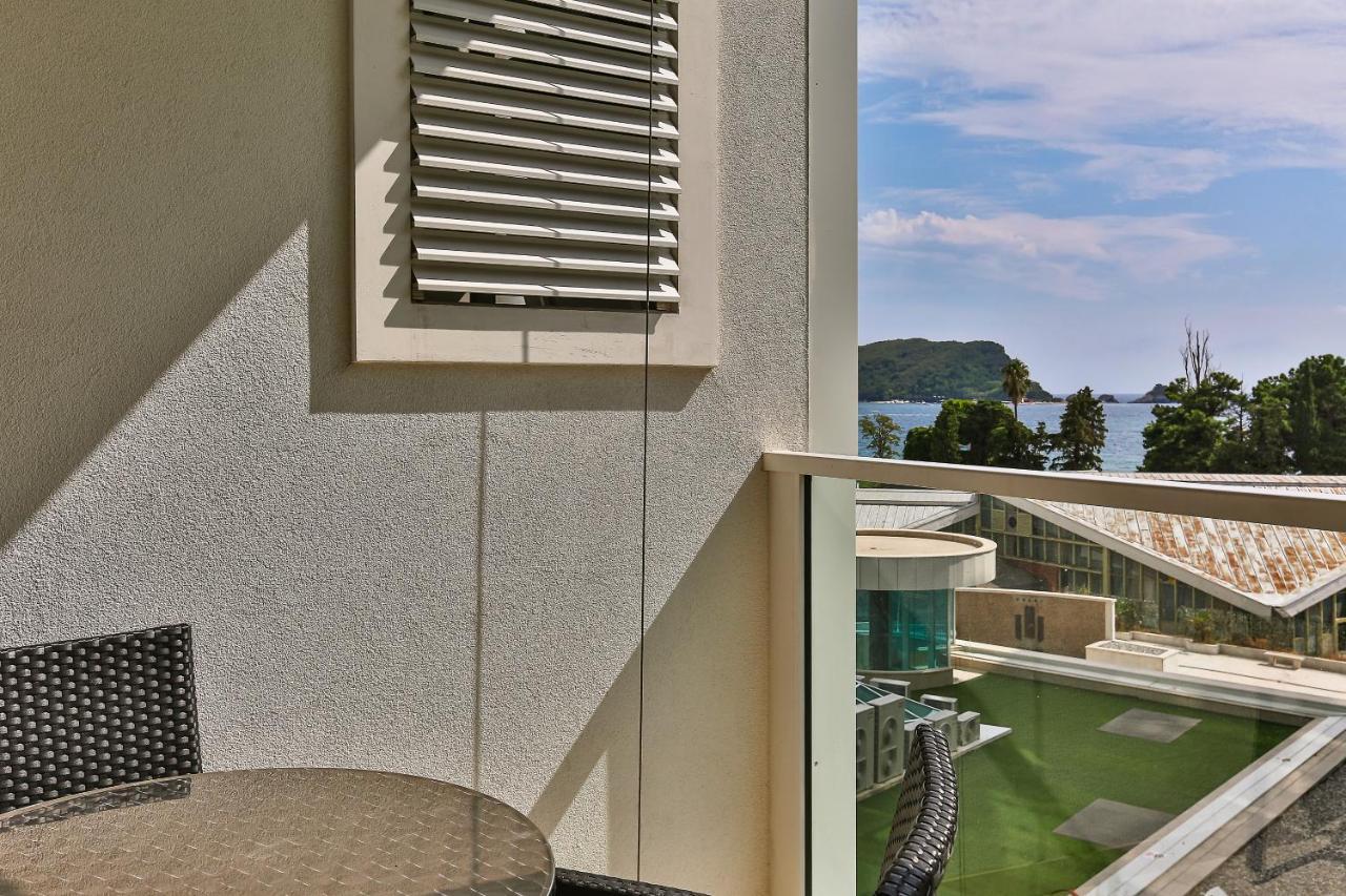 Luxury Montesun Apartments Budva Ngoại thất bức ảnh