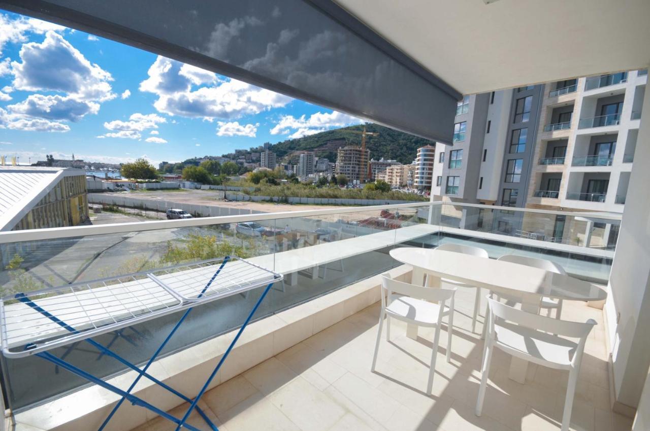 Luxury Montesun Apartments Budva Ngoại thất bức ảnh