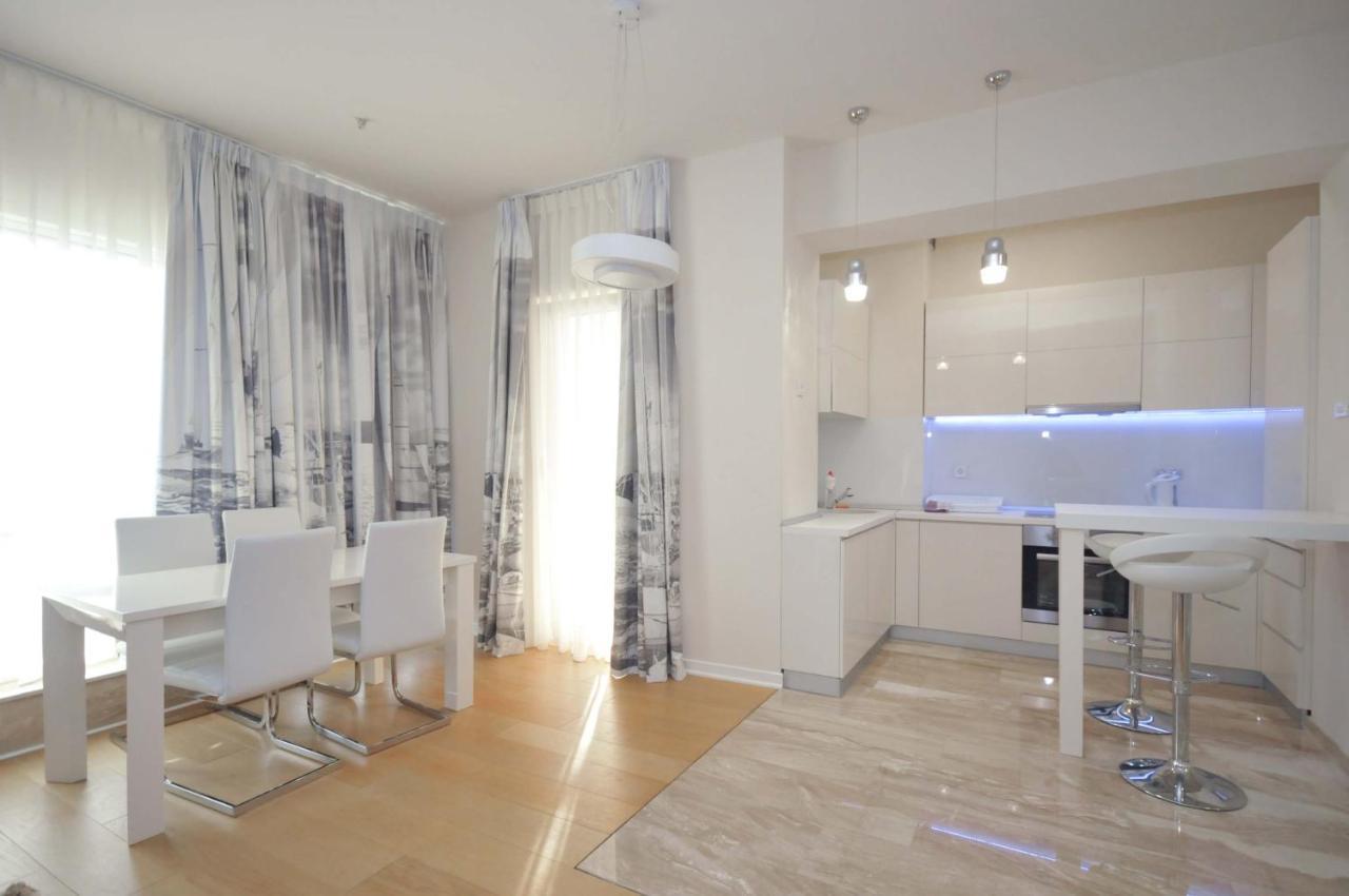 Luxury Montesun Apartments Budva Ngoại thất bức ảnh