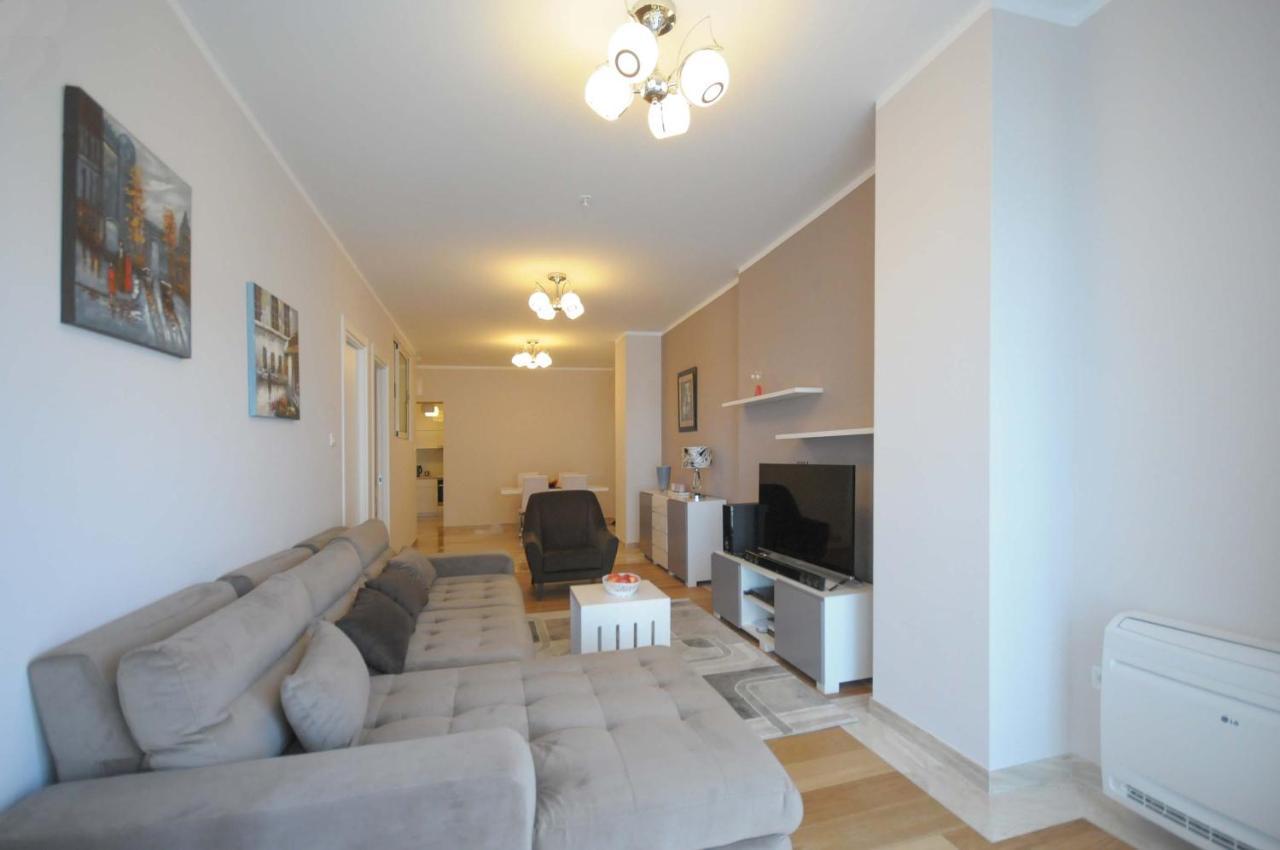 Luxury Montesun Apartments Budva Ngoại thất bức ảnh