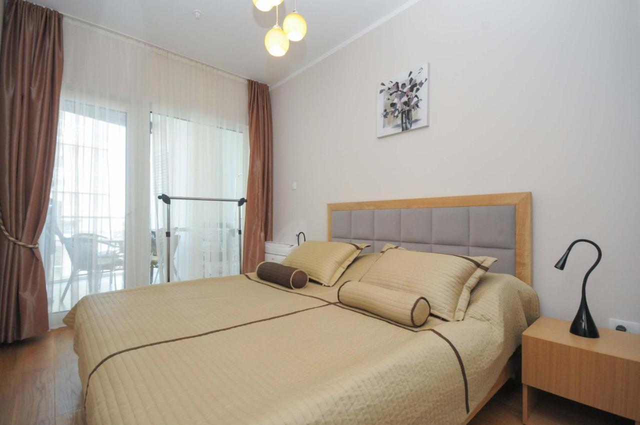 Luxury Montesun Apartments Budva Ngoại thất bức ảnh