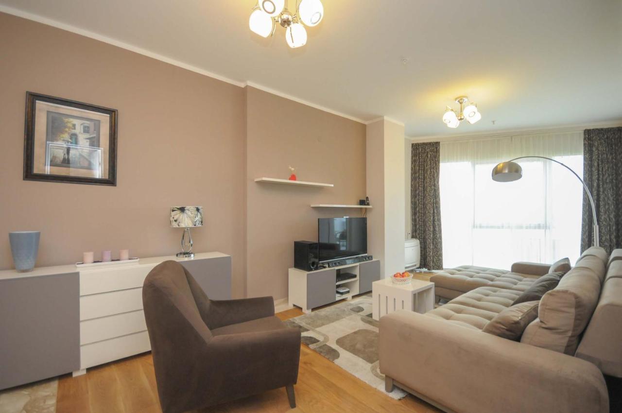 Luxury Montesun Apartments Budva Ngoại thất bức ảnh