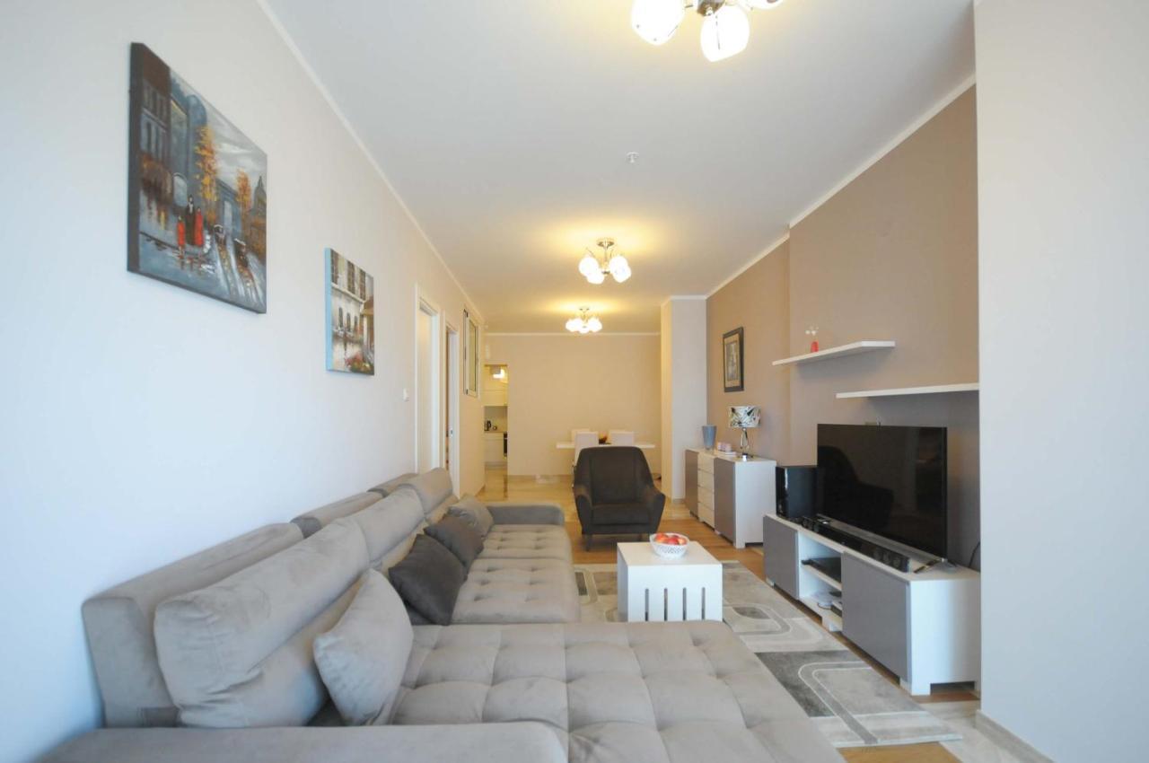 Luxury Montesun Apartments Budva Ngoại thất bức ảnh