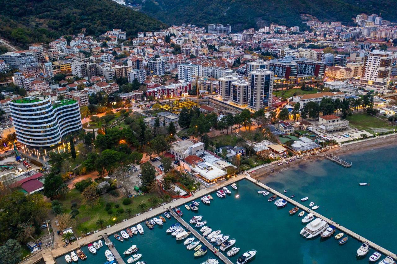 Luxury Montesun Apartments Budva Ngoại thất bức ảnh