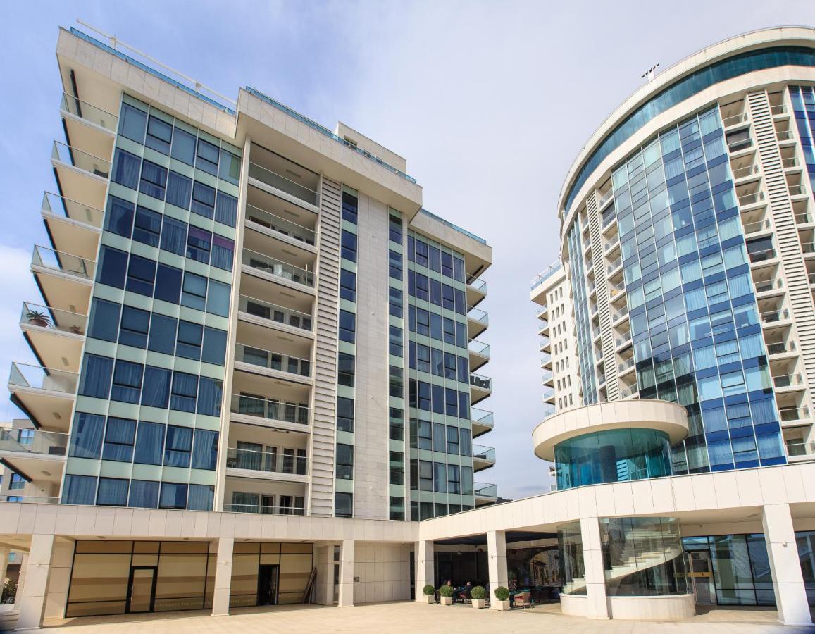 Luxury Montesun Apartments Budva Ngoại thất bức ảnh