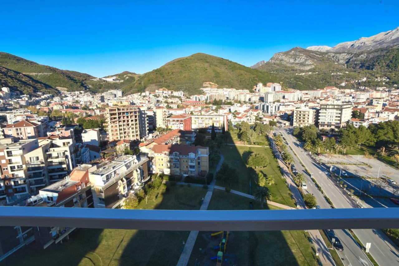 Luxury Montesun Apartments Budva Ngoại thất bức ảnh