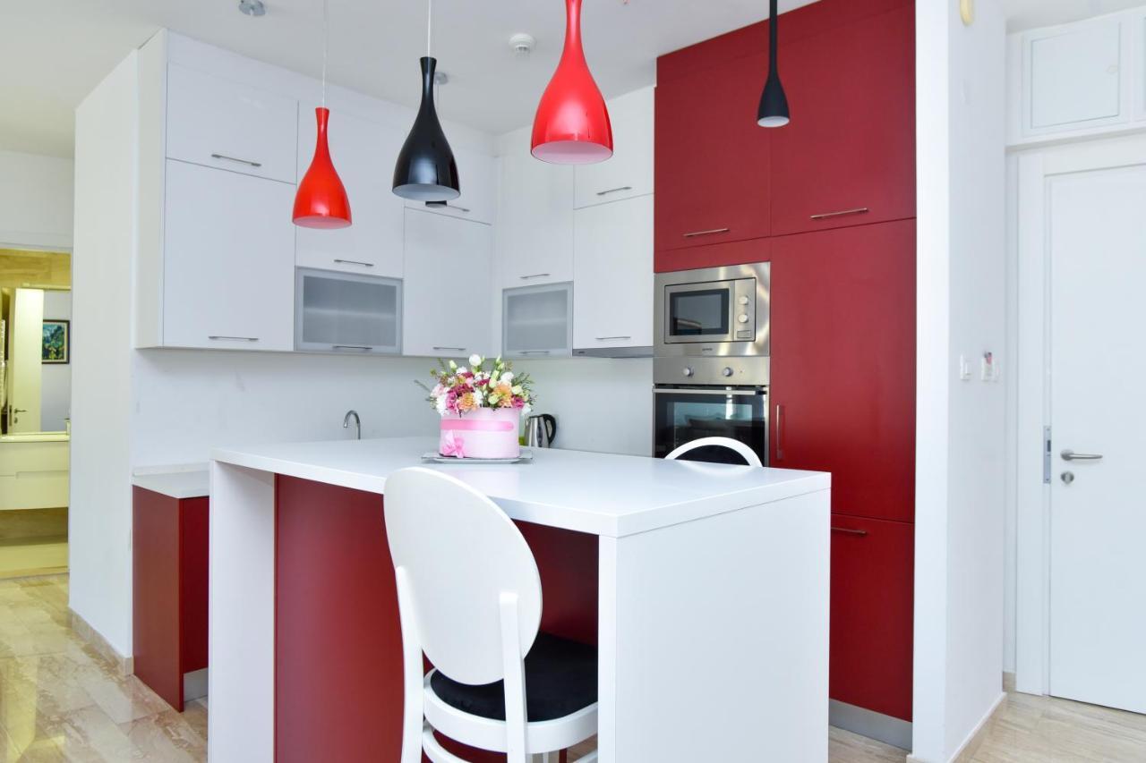 Luxury Montesun Apartments Budva Ngoại thất bức ảnh